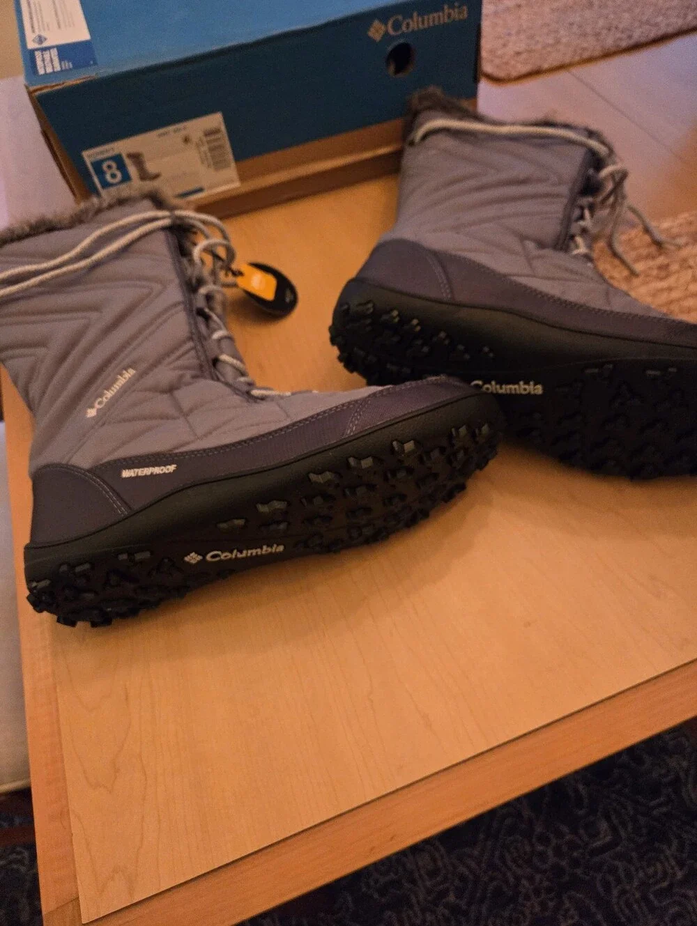 Columbia Women's Minx Mid III Winter Boots Grey Size 8 BL5964-033 NIB